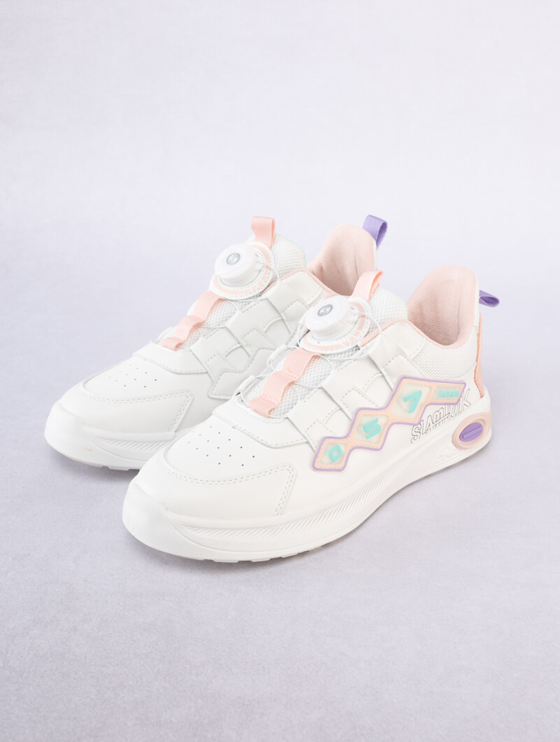 Baskets colorées à bouton rotatif